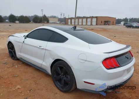 2022 Ford Mustang Ecoboost Fastback z USA, uszkodzony, nr VIN 1FA6P8TH4N5147492